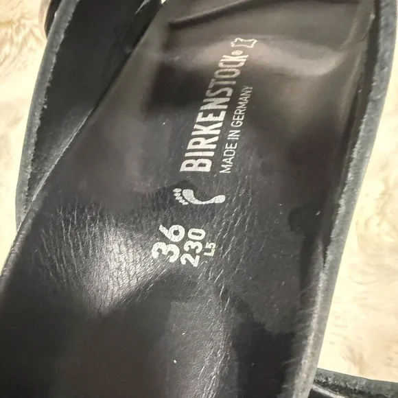 Birkenstock Black Sandals with Silver Buckles Size 6 EU 36 - Picture 3 of 3